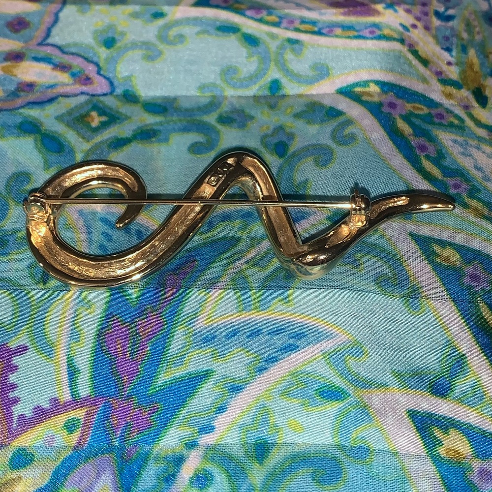 JJ Jonette Jewelry Gold Tone Swirl Brooch Pin - Picture 8 of 14